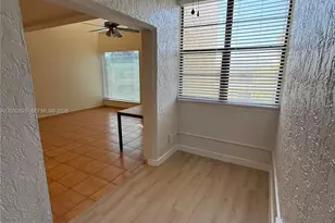 10641 SW 108th Ave, Miami, FL 33176 - Photo 12