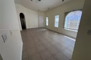2240 Portofino Ave, Homestead, FL 33033 - Photo 4
