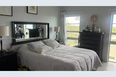 880 NE 69th St #6R, Miami, FL 33138 - Photo 24