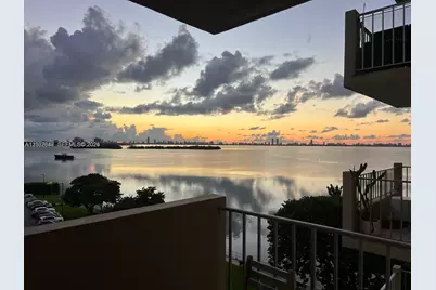 880 NE 69th St #6R, Miami, FL 33138 - Photo 1