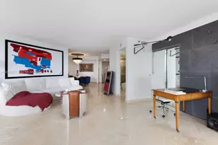 1000 W Island Blvd, Aventura, FL 33160 - Photo 12