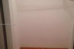 7441 Wayne Ave, Miami Beach, FL 33141 - Photo 8