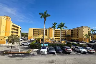 14961 SW 82nd Ln, Miami, FL 33193 - Photo 2