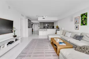 400 Sunny Isles Blvd, Sunny Isles Beach, FL 33160 - Photo 20