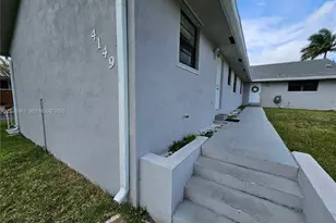 4149 SW 52nd St, Dania Beach, FL 33314 - Photo 4