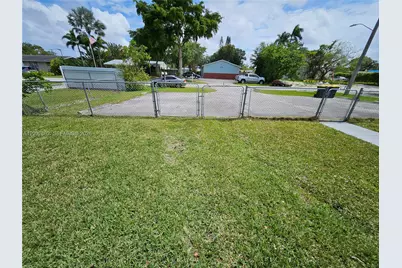 4149 SW 52nd St #1, Dania Beach, FL 33314 - Photo 20