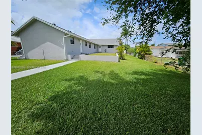 4149 SW 52nd St #1, Dania Beach, FL 33314 - Photo 2