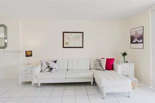 424 SE 10th St, Dania Beach, FL 33004 - Photo 22