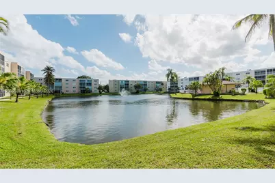 424 SE 10th St #204, Dania Beach, FL 33004 - Photo 48