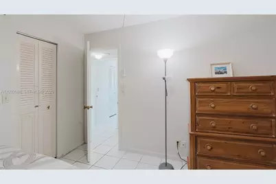424 SE 10th St #204, Dania Beach, FL 33004 - Photo 38
