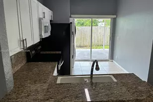 55 SW 14th Terrace, Homestead, FL 33030 - Photo 4