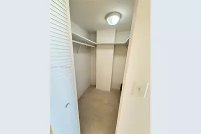 2025 NE 164th St #812, North Miami Beach, FL 33162 - Photo 8