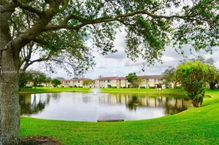 841 Twin Lakes Dr, Coral Springs, FL 33071 - Photo 2