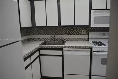 13100 SW 92nd Ave #A-PH13, Miami, FL 33176 - Photo 6