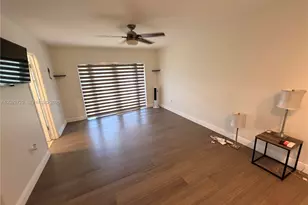 20451 NE 10th Pl, Miami, FL 33179 - Photo 28