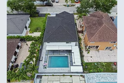 15490 SW 18th Ln, Miami, FL 33185 - Photo 4