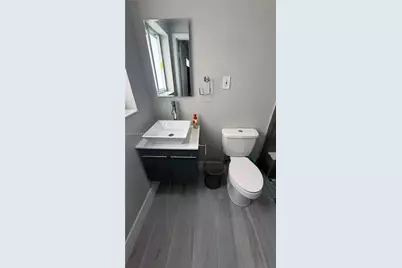 10455 SW 42nd Ter, Miami, FL 33165 - Photo 16