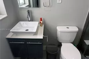 10455 SW 42nd Terrace, Miami, FL 33165 - Photo 16