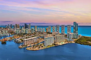 400 Kings Point Dr, Sunny Isles Beach, FL 33160 - Photo 34