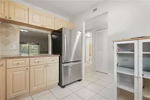 251 NW 76th Ave, Margate, FL 33063 - Photo 4