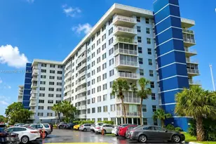 4200 Hillcrest Dr, Hollywood, FL 33021 - Photo 22