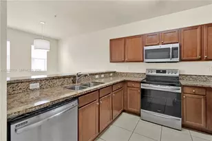 8620 NW 97th Ave, Doral, FL 33178 - Photo 8