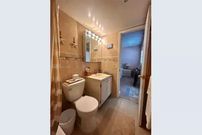 1750 Jefferson St #303, Hollywood, FL 33020 - Photo 14