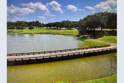 3001 W Rolling Hills Cir #305, Davie, FL 33328 - Photo 1