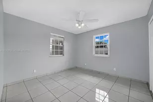 451 E 37th St, Hialeah, FL 33013 - Photo 20