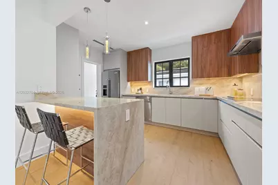 39 Palermo Ave, Coral Gables, FL 33134 - Photo 18