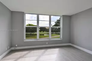 2940 N Course Dr, Pompano Beach, FL 33069 - Photo 2