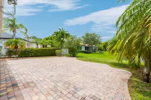 19301 Seneca Ave, Weston, FL 33332 - Photo 24