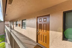 10003 Winding Lake Rd, Sunrise, FL 33351 - Photo 4