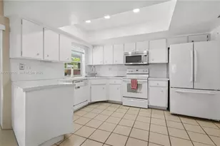 7421 NW 14th St, Plantation, FL 33313 - Photo 16