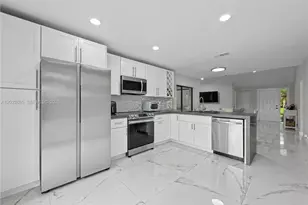 19649 Back 9 Dr, Boca Raton, FL 33498 - Photo 10