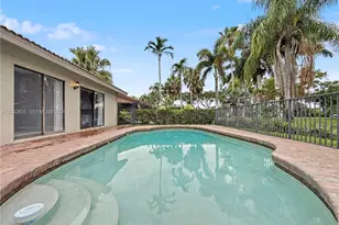 19649 Back 9 Dr, Boca Raton, FL 33498 - Photo 6
