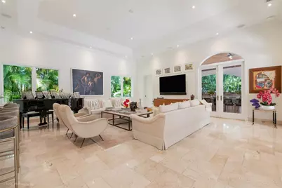 7405 SW 104th St, Pinecrest, FL 33156 - Photo 10
