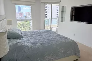 21205 Yacht Club Dr, Aventura, FL 33180 - Photo 26