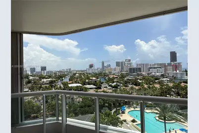 21205 Yacht Club Dr #1201, Aventura, FL 33180 - Photo 2