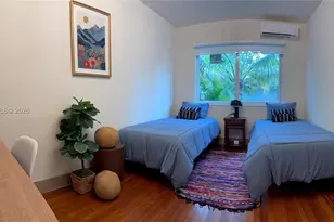 499 NE 112th St, Miami, FL 33161 - Photo 10