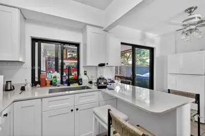 5816 Cleveland St #2, Hollywood, FL 33021 - Photo 8