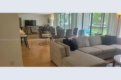 3401 N Country Club Dr #110, Aventura, FL 33180 - Photo 4
