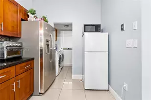 505 NE 199th Ln, Miami, FL 33179 - Photo 6