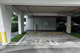 1650 Brickell Ave, Miami, FL 33129 - Photo 26