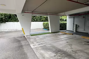 1650 Brickell Ave, Miami, FL 33129 - Photo 32