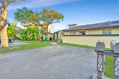 12704 SW 71st Ter, Miami, FL 33183 - Photo 2