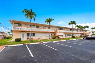 1050 SW 11th St, Hallandale Beach, FL 33009 - Photo 22