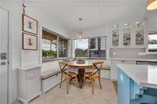 1050 SW 11th St, Hallandale Beach, FL 33009 - Photo 10