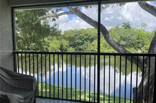 3871 N Carambola Cir N, Coconut Creek, FL 33066 - Photo 8