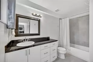 8210 SW 96th Ct, Miami, FL 33173 - Photo 28